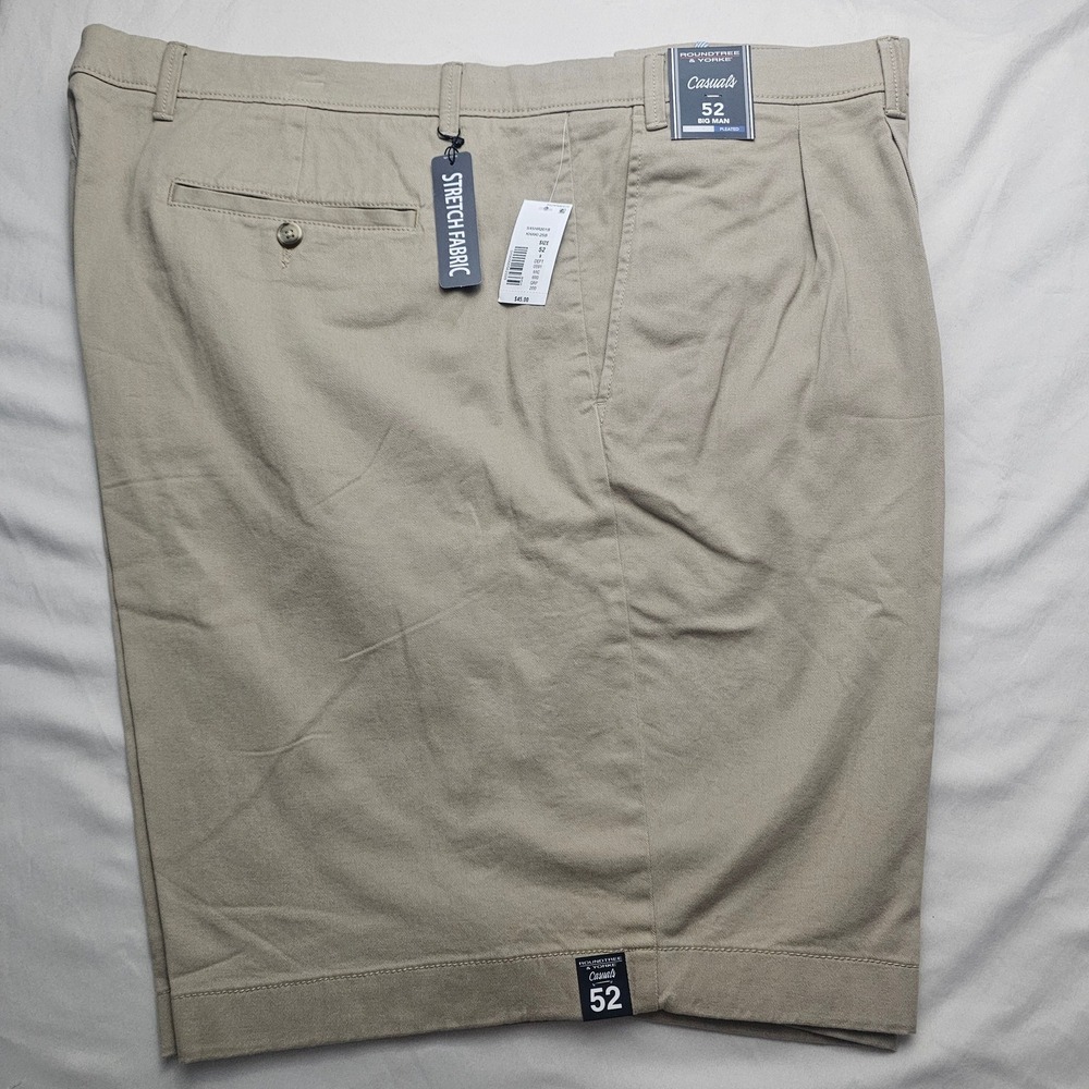 Roundtree & Yorke Size 52 Pleated 9" Inseam Khaki Shorts 1260